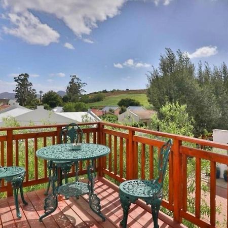 Adderley House Guest Accommodation Робертсон Экстерьер фото
